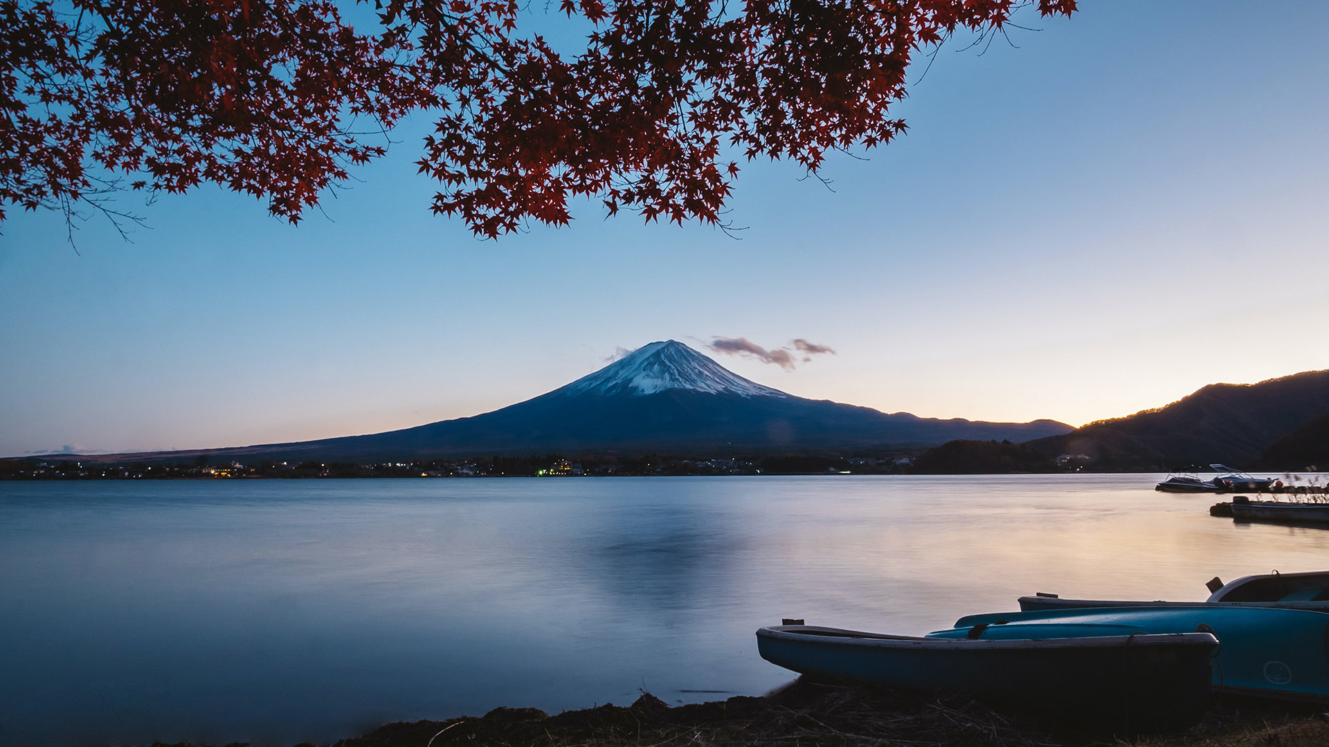 Le mont Fuji au coucher du soleil